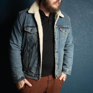 Levis Sherpa Trucker